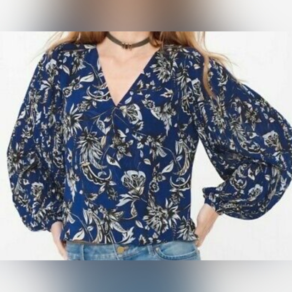 WHBM blouse Pleated sleeves floral surplice sz 6 boho office travel